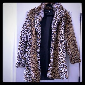 Faux fur coat (leopard)